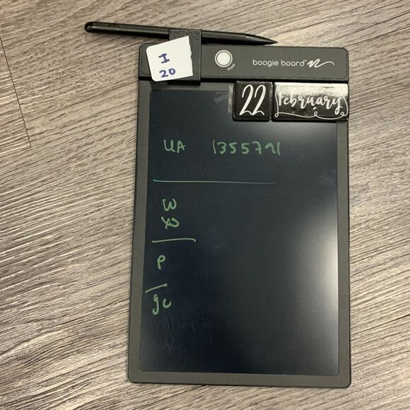 Under Armour Shorts Womens XS Extra Small Purple UA Play Up HeatGear Athletic - Picture 9 of 10